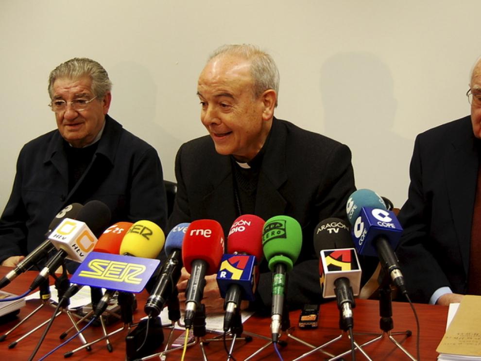 Milian, ante los medios en Barbastro