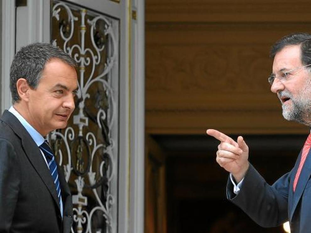 Zapatero y Rajoy, en la reunión que mantuvieron en la Moncloa en octubre de 2008.
