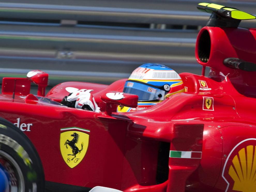 Alonso, con su Ferrari, en Brasil