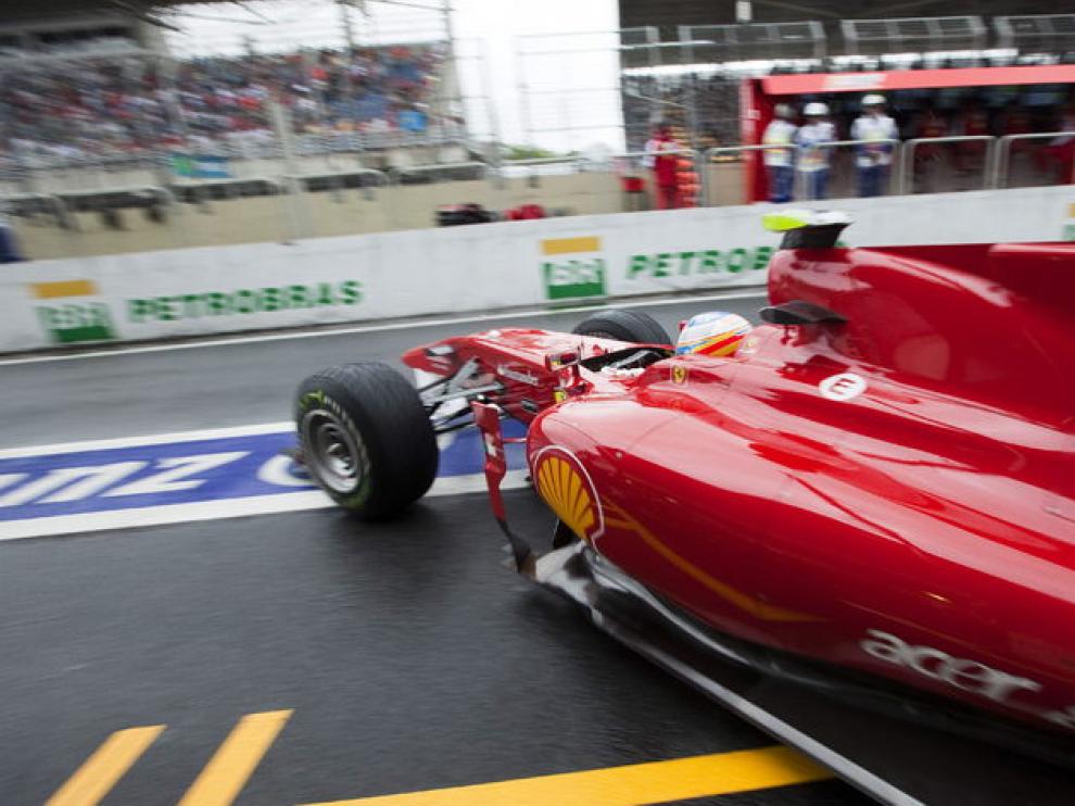 Fernando Alonso durante la sesión.
