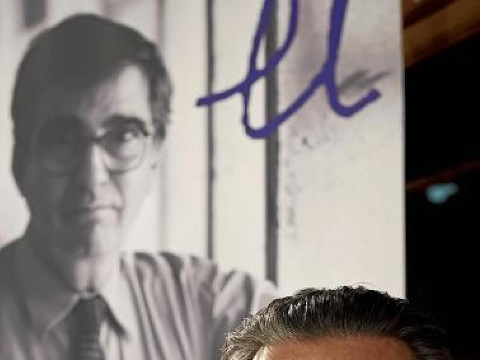 Miguel Herrero de Miñón, ayer, en Zaragoza.
