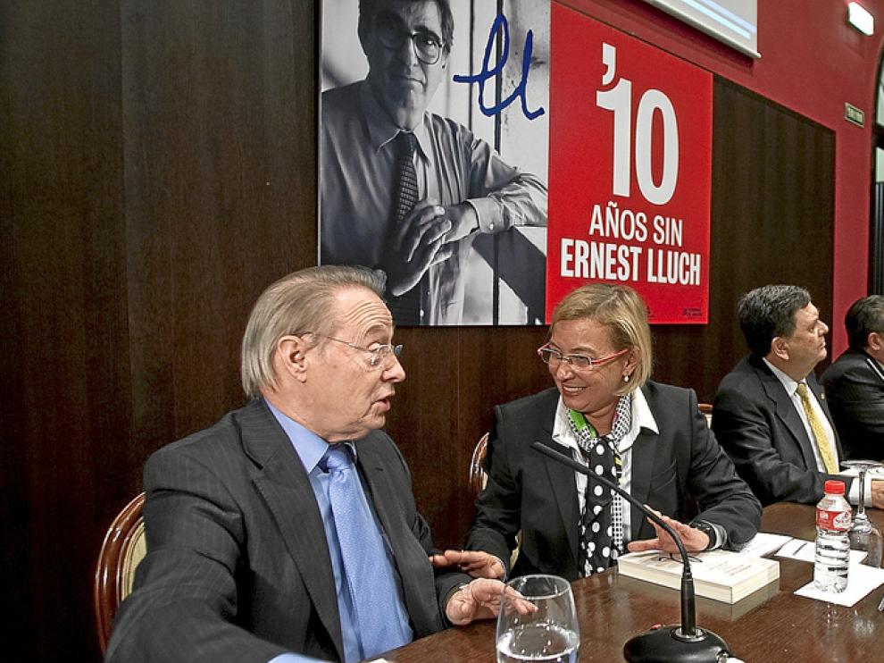De izda. a dcha., Lluis María de Puig, Eva Almunia, Manuel López, Miguel Herrero de Miñón y Carlos Forcadell