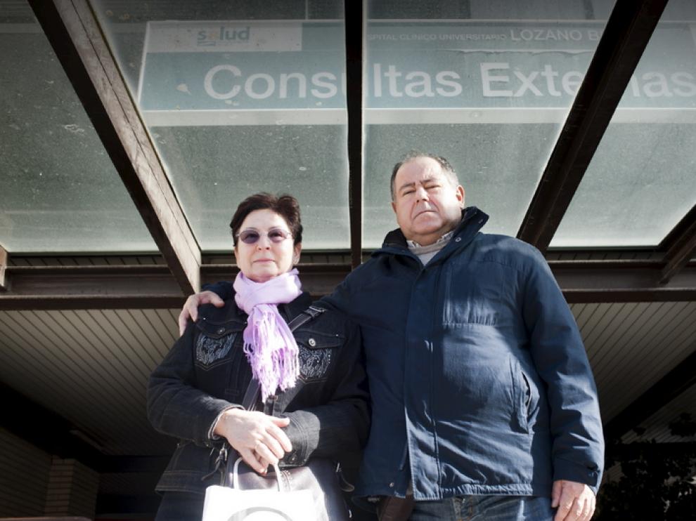 La mujer de Franscico García lleva desde julio en lista de espera.