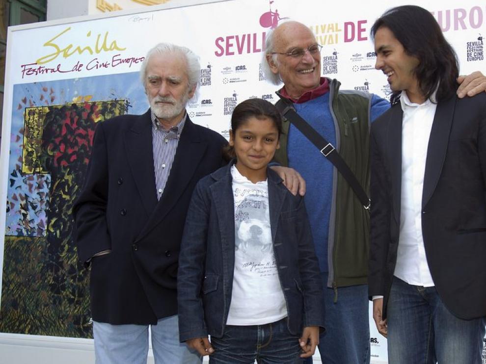 Carlos Saura, en el centro, junto al guitarrista Manolo Sanlúcar, a la izquierda, y Farruquito, a la derecha.