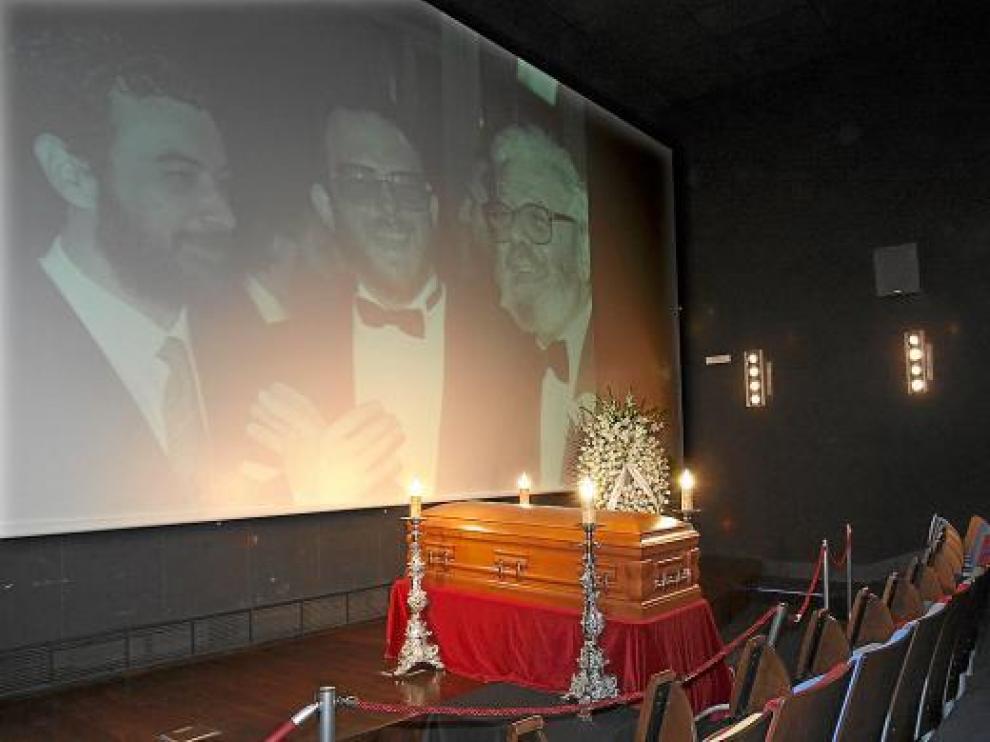 Imagen de la capilla ardiente de García Berlanga, en la Academia de Cine en Madrid.