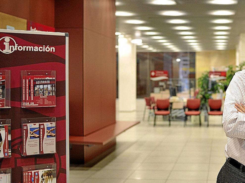Fernando de Miguel, en la oficina de empleo de Las Fuentes.