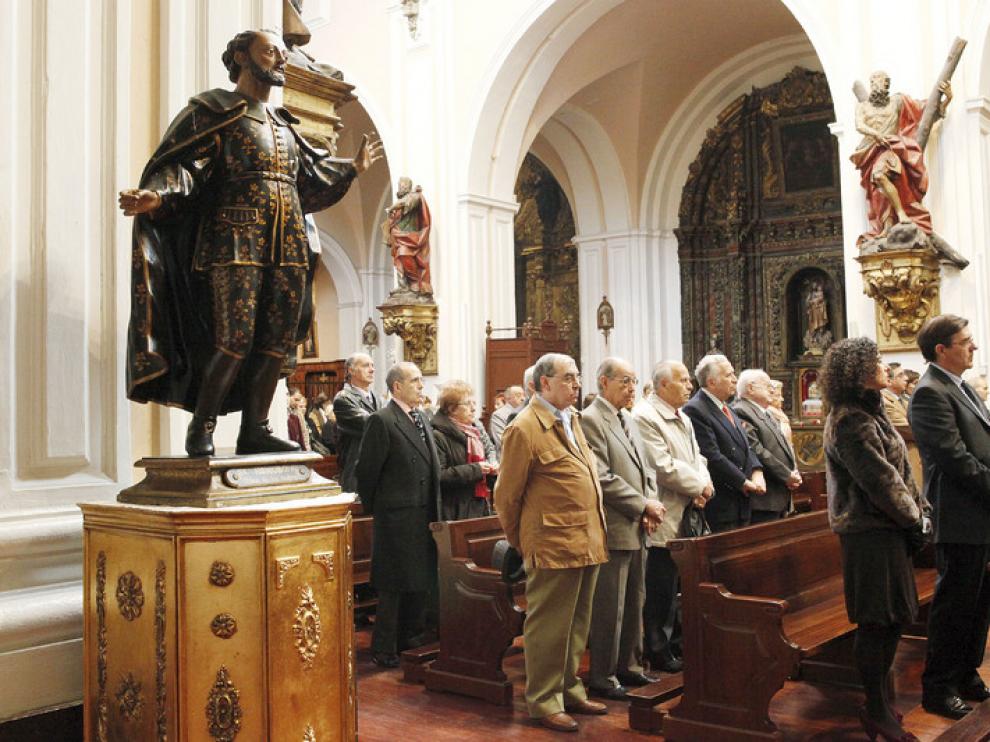 Los sastres celebraron ayer con una misa su fiesta patronal