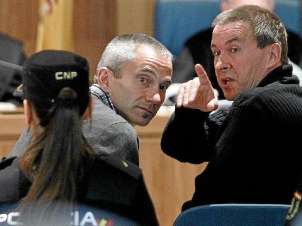 El dirigente batasuno, con el dedo levantado, durante el juicio celebrado en la Audiencia Nacional.