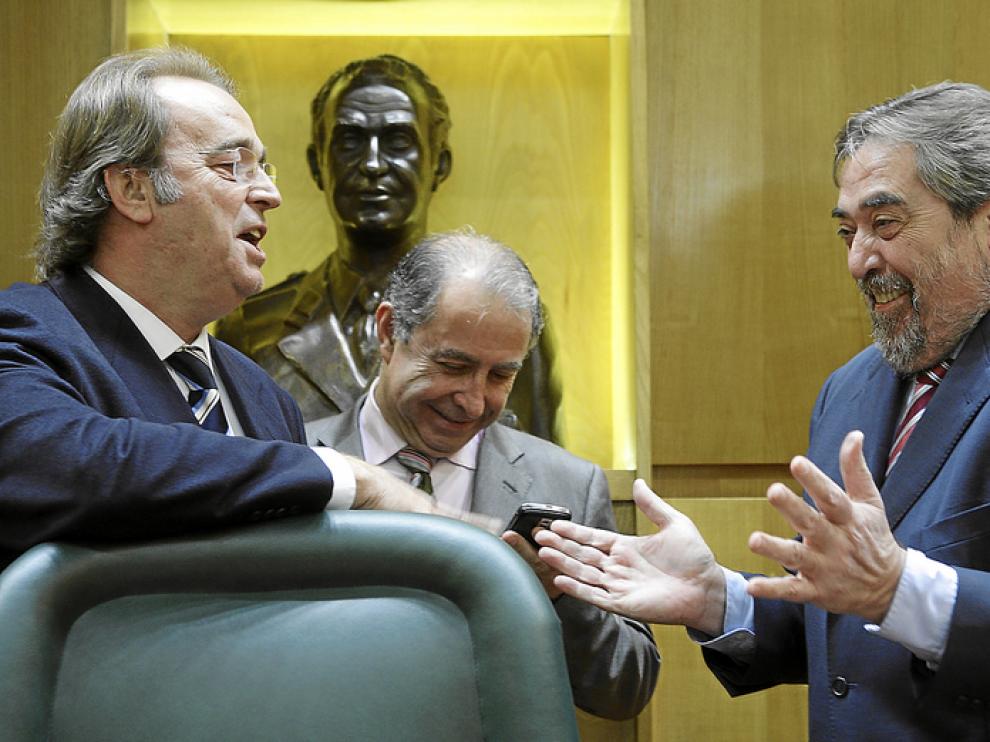 El alcalde y su equipo.