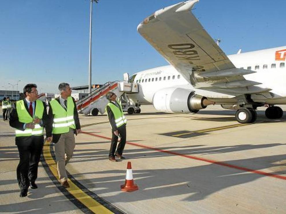 El convenio entre DGA y Pyrenair obliga a la compañía a promocionar el turismo de Aragón.