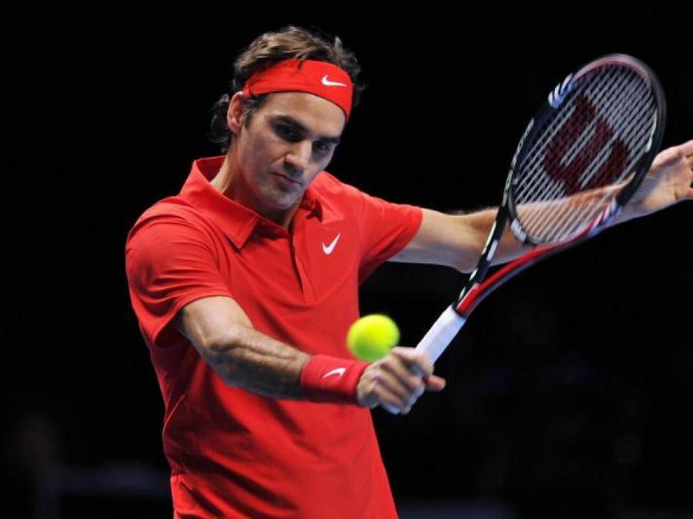 El suizo Roger Federer, durante el partido contra David Ferrer en el O2 Arena de Londres.