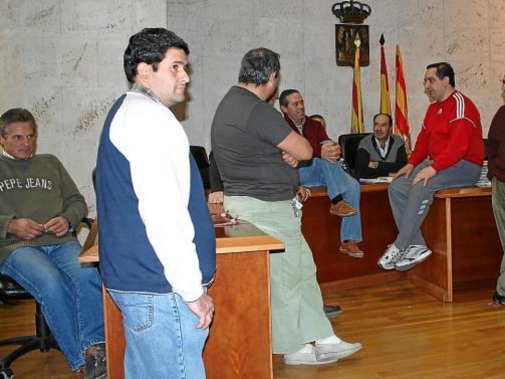 Los trabajadores de Pelbor mantienen un encierro en el Ayuntamiento para reclamar soluciones.