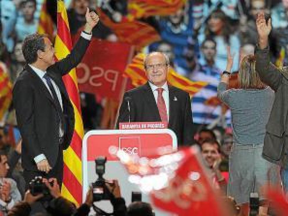 Zapatero, Montilla y González, ayer en Barcelona.