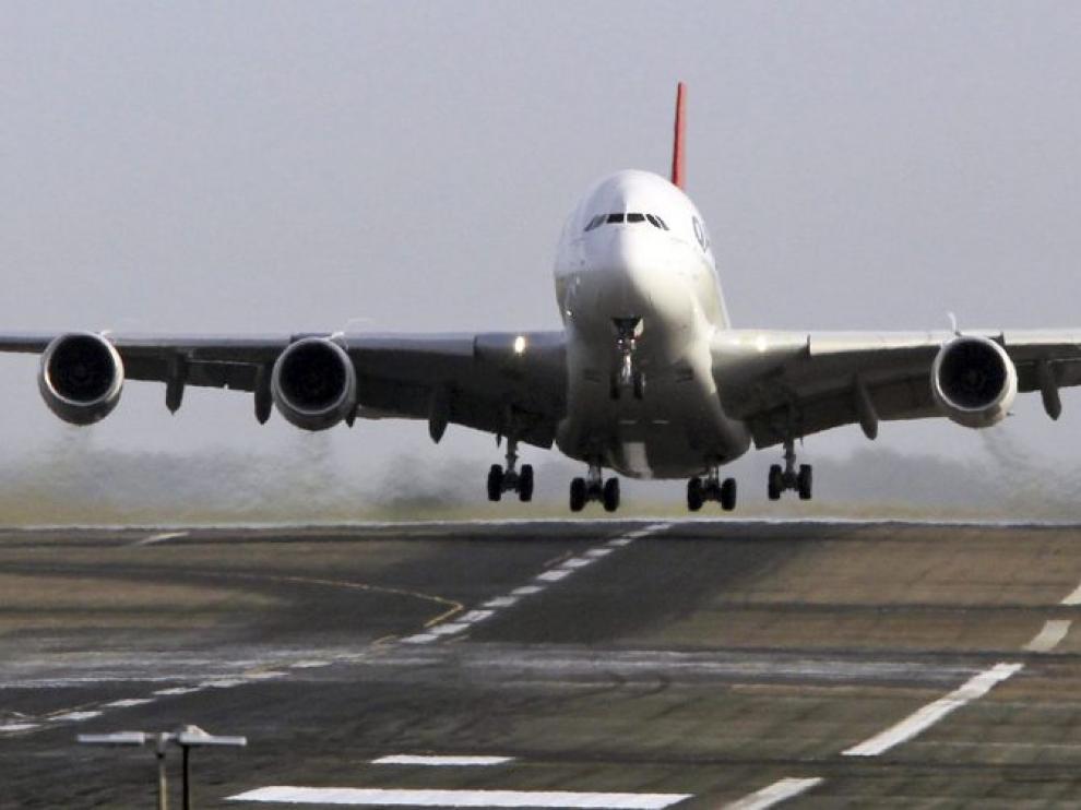 Primer vuelo, tra el accidente, del Airbus A-380