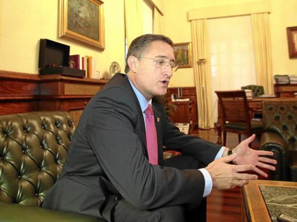Manuel Blasco,en el despacho de la alcaldía