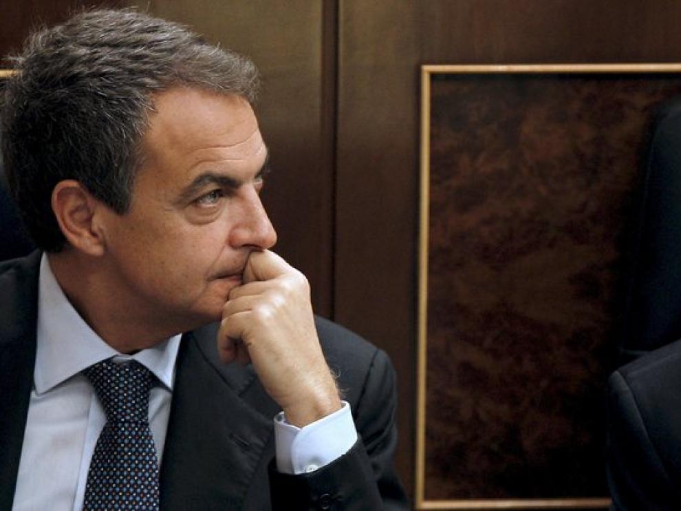José Luis Rodríguez Zapatero, durante la sesión de control al Ejecutivo celebrada ayer en el Congreso de los Diputados.