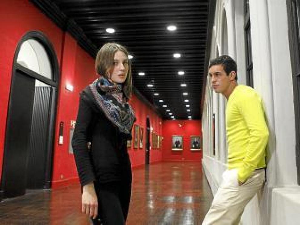 María Valverde y Mario Casas, ayer en el Paraninfo.