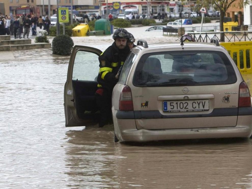 Inundado el casco urbano de Écija