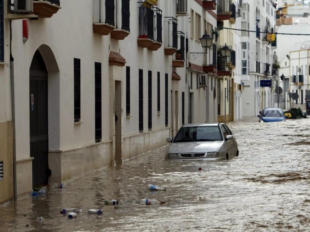 Miles de afectados por las inundaciones