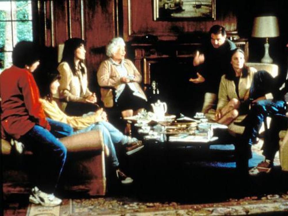 Fotograma de la película española 'Familia', de Fernando León y estrenada en 1996.