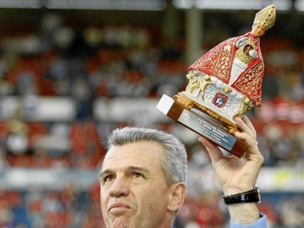 Aguirre levanta un San Fermín tras clasificar a Osasuna para 'Champions'.