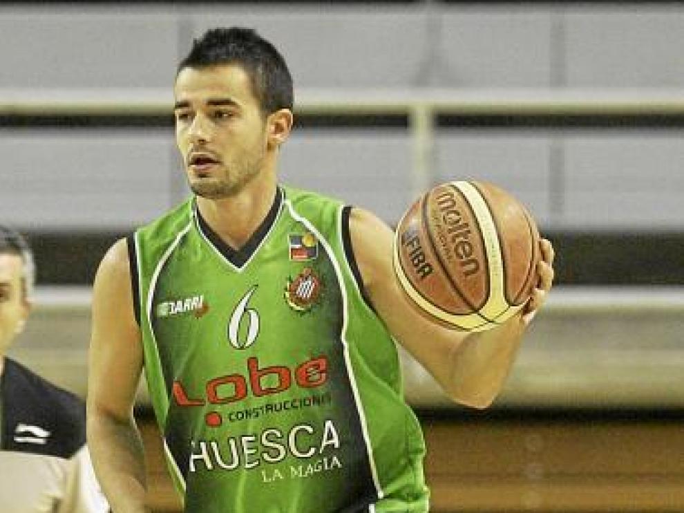Xavi Ventura es duda por molestias en su hombro.