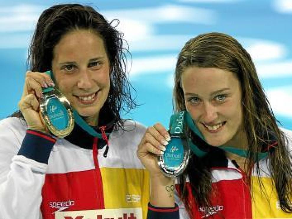 Erika Villaécija y Mireia Belmonte, oro y plata en 800.