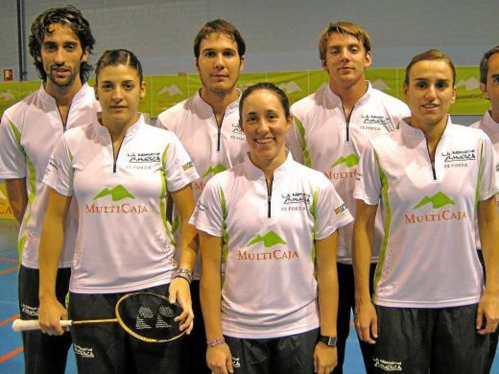 El Multicaja Huesca recibe al mejor equipo nacional de bádminton, el IES La Orden.