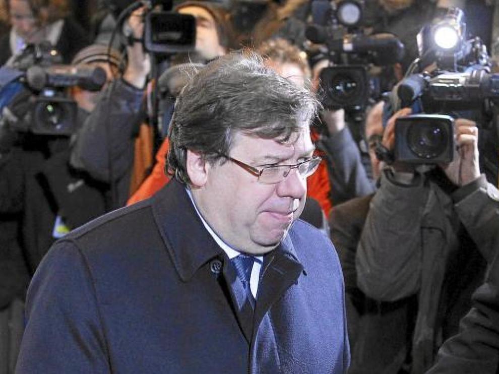 El primer ministro irlandés, Brian Cowen, en la cumbre de la UE.