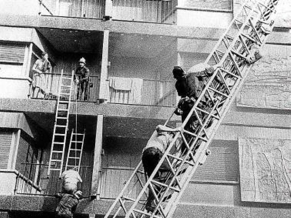 Una imagen del rescate del incendio de aquel 12 de julio de 1979.