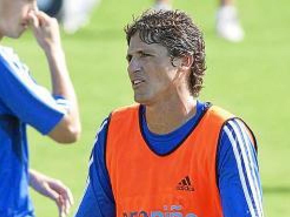 Edmilson.