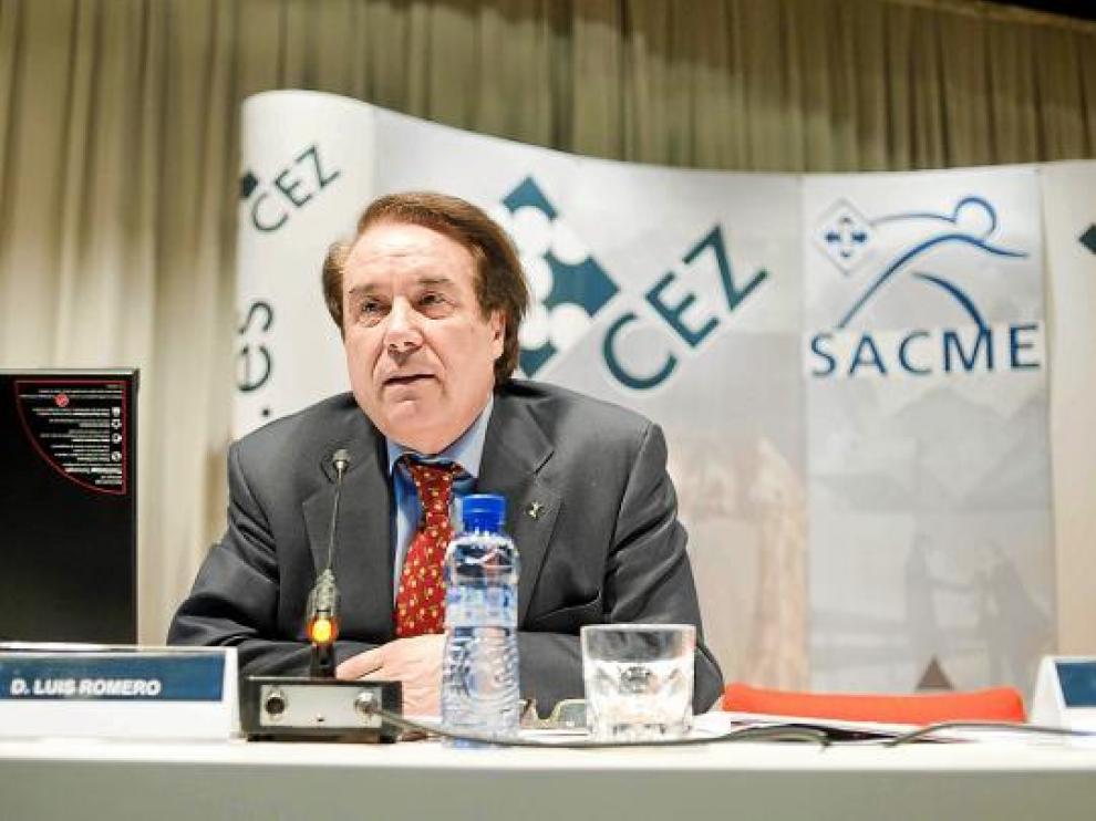 Luis Romero, durante su intervención en la clausura del acto del Sacme.