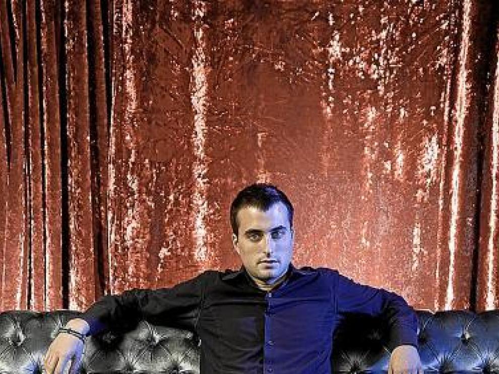 Víctor Huélamo, en el club Lan, decorado por Starck.