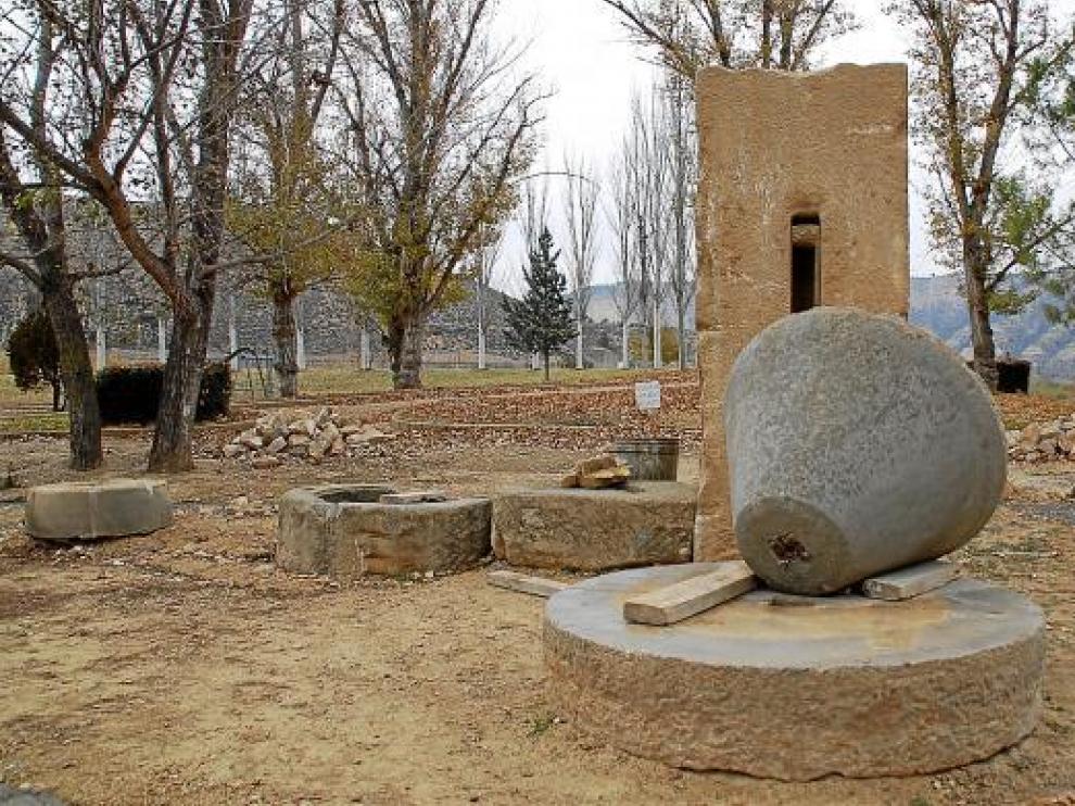 Los elementos del molino de aceite, en una imagen tomada recientemente.