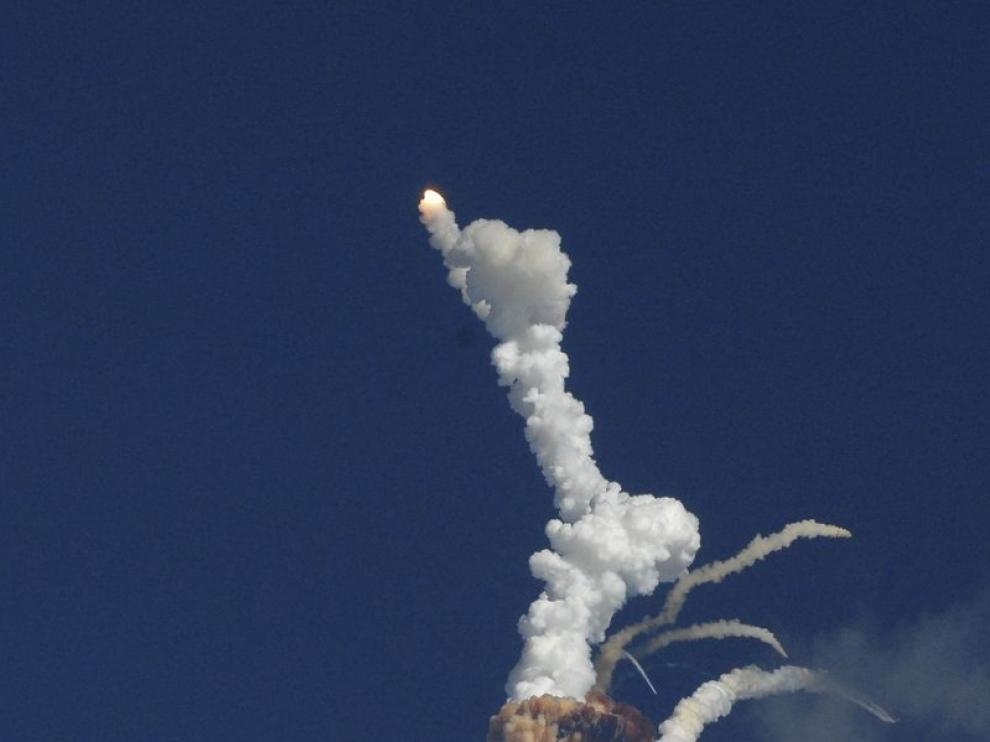 Explota un cohete indio con un satélite de comunicaciones