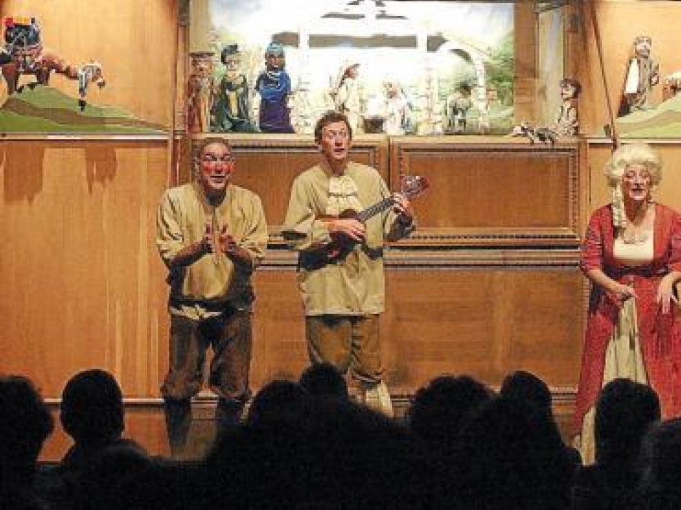 Los Titiriteros de Binéfar, en su tradicional 'Retablo de Navidad'.