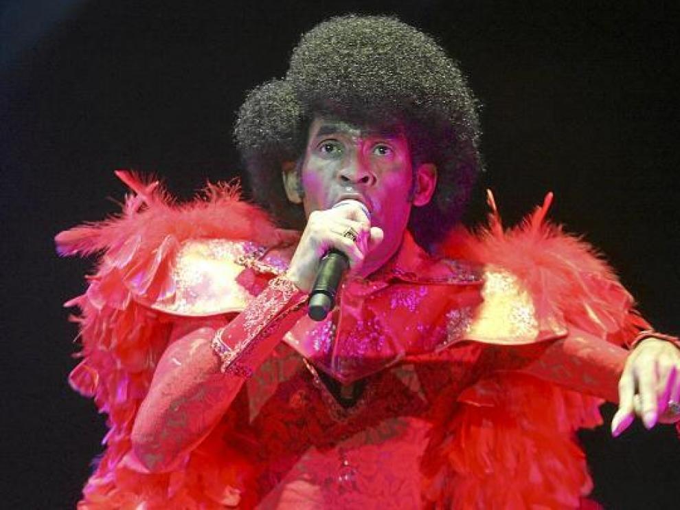 Bobby Farrell, con Boney M, en su concierto de 2009 en el recinto de Interpeñas en Zaragoza.