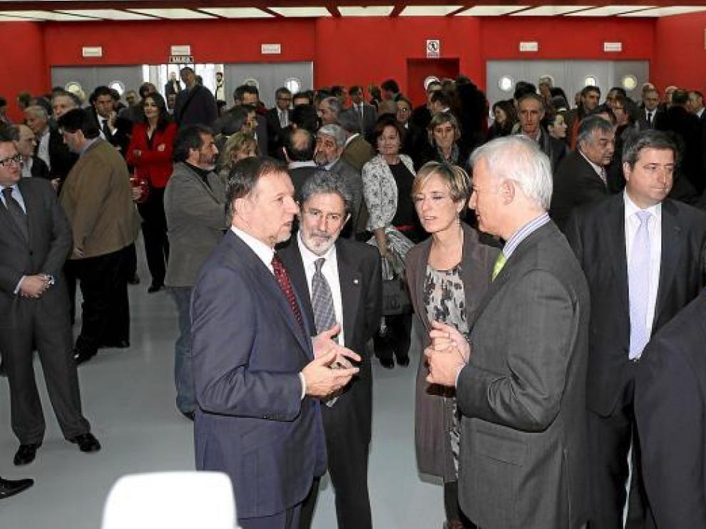 Iglesias, Barrena, Ibeas y Suárez, en el 25 aniversario del 'Diario del Alto Aragón'.