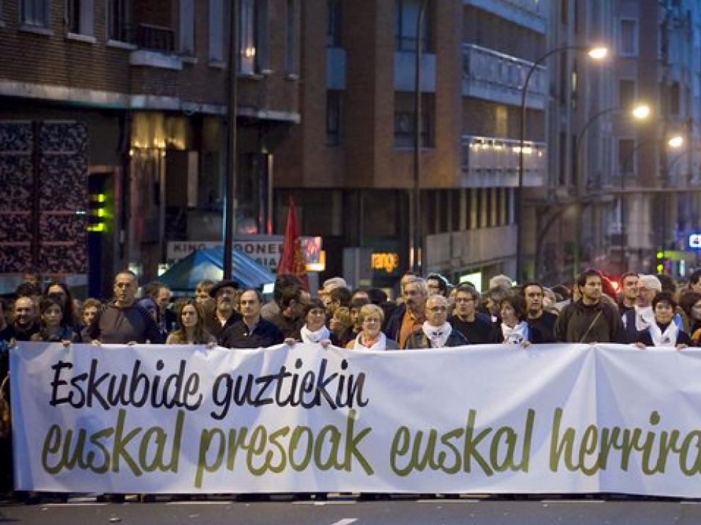 La manifestación convocada por agrupaciones políticas, sociales y sindicales.
