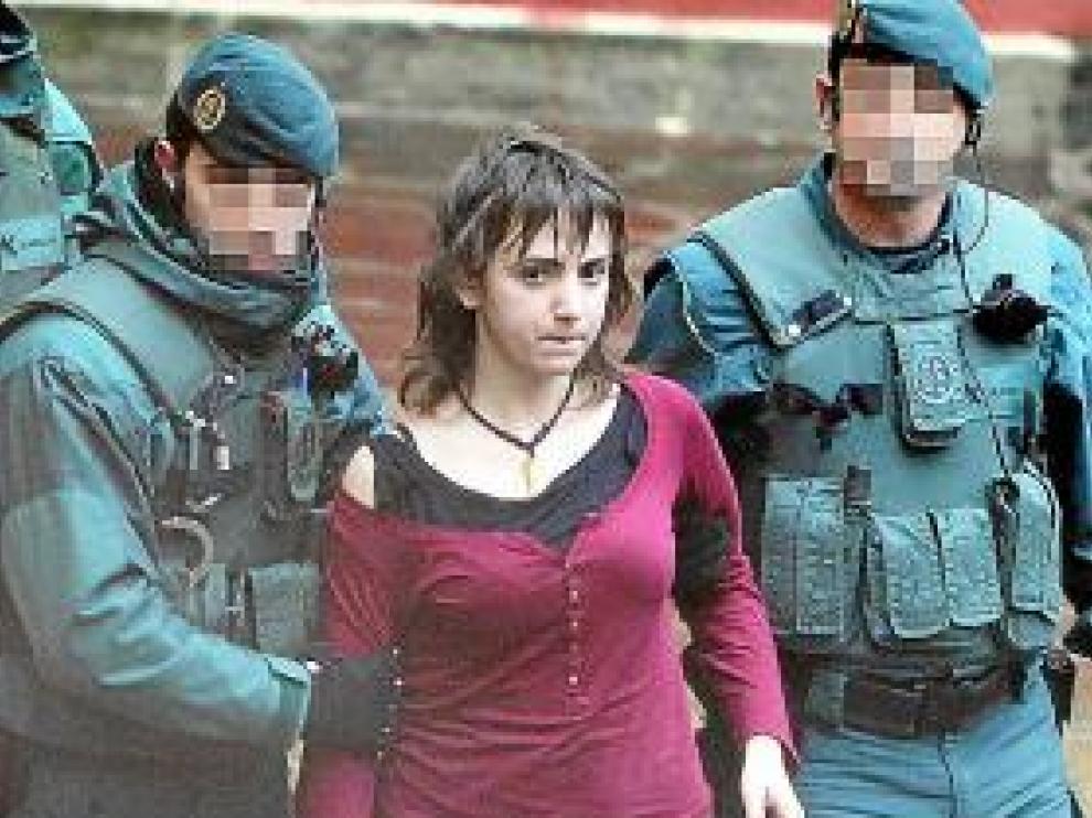 Itxaso Urtiaga, tras ser detenida en Zarautz.