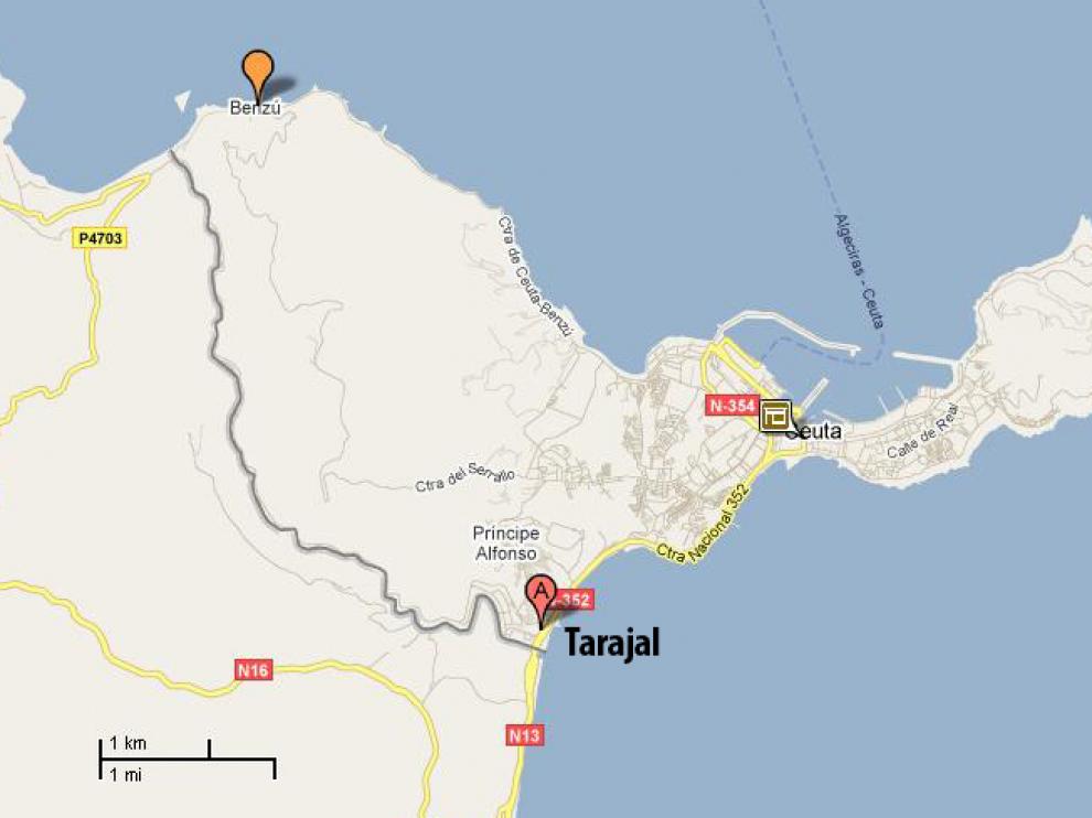 Al impedirle el paso en Tarajal, cruzo hasta el punto más próximo en la costa marroquí para llegar a Benzú