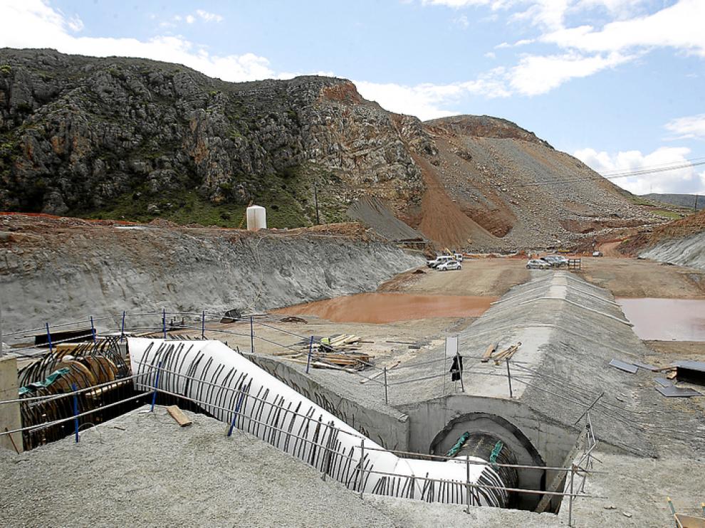 La Confederación ya ha invertido en las obras de Mularroya más de 20 millones de euros.