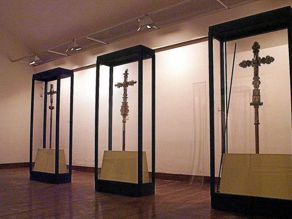 Imagen de archivo de algunas de las piezas que formarán parte del museo, tal y como se guardaban en el palacio arzobispal.