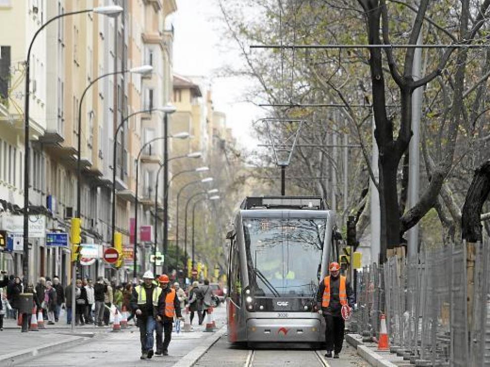 Imagen de un tranvía, durante las pruebas en Gran Vía del pasado 23 de diciembre.