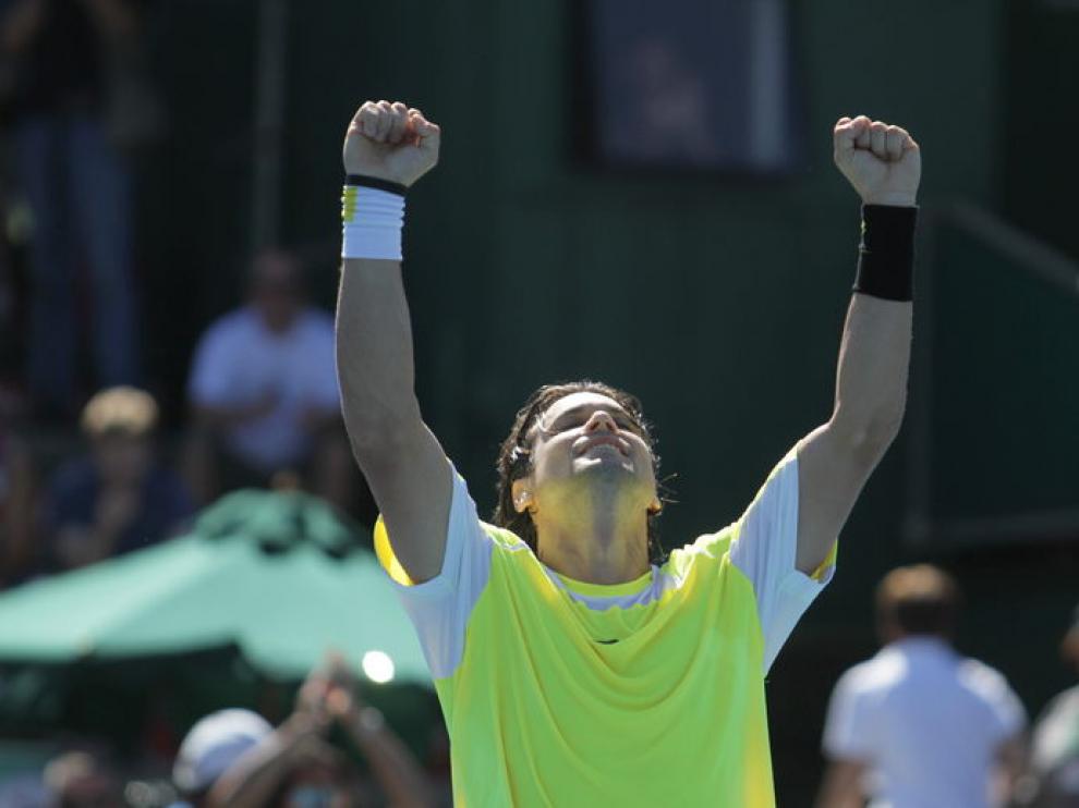 David Ferrer celebra la victoria.