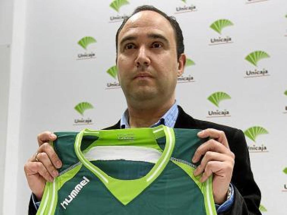 Chus Mateo fue presentado ayer como técnico de Unicaja.