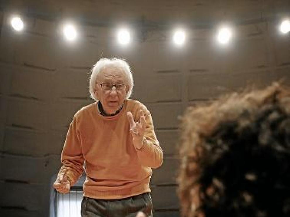 Albert Boadella, durante unos ensayos con Els Joglars.
