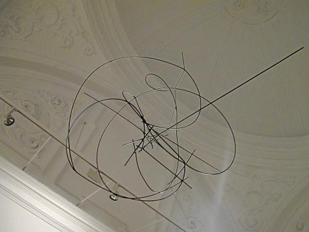 'Ritmos en el espacio', escultura colgante de varillas, hecha en 1959