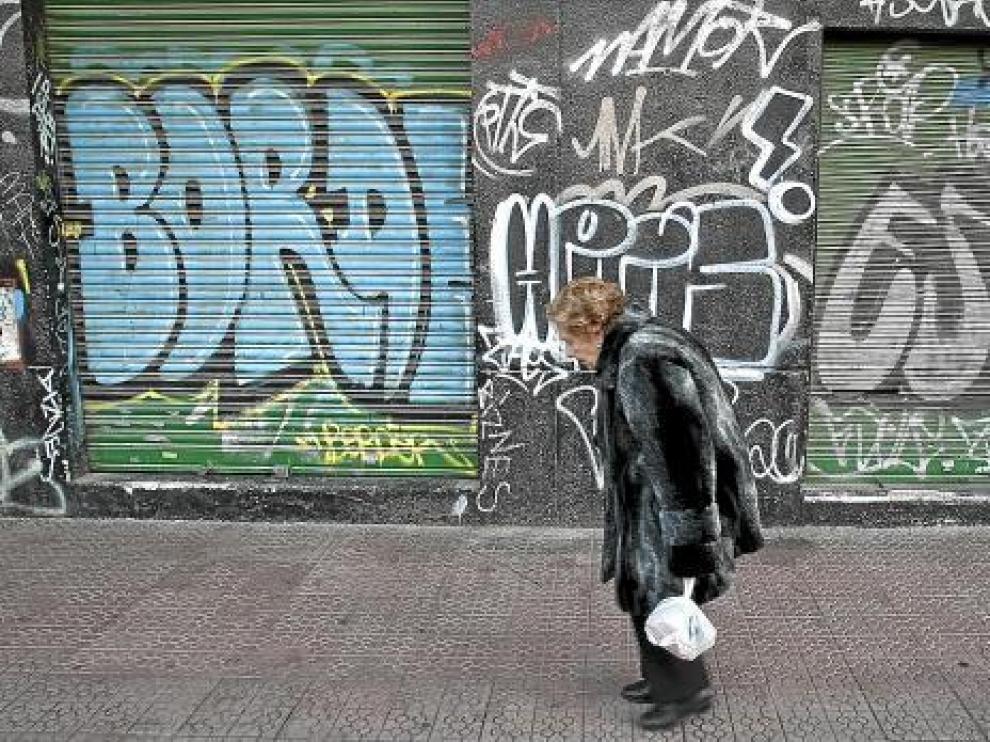 Los recortes provocan que los festivos haya 441 trabajadores menos limpiando las calles