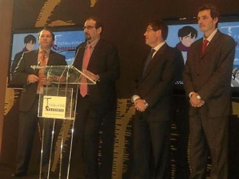 Imagen de la presentación de la guía en Fitur.